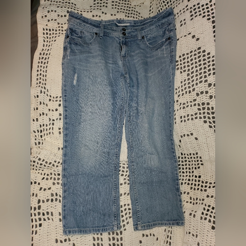 Aeropostale Sky Blue Cropped Jeans